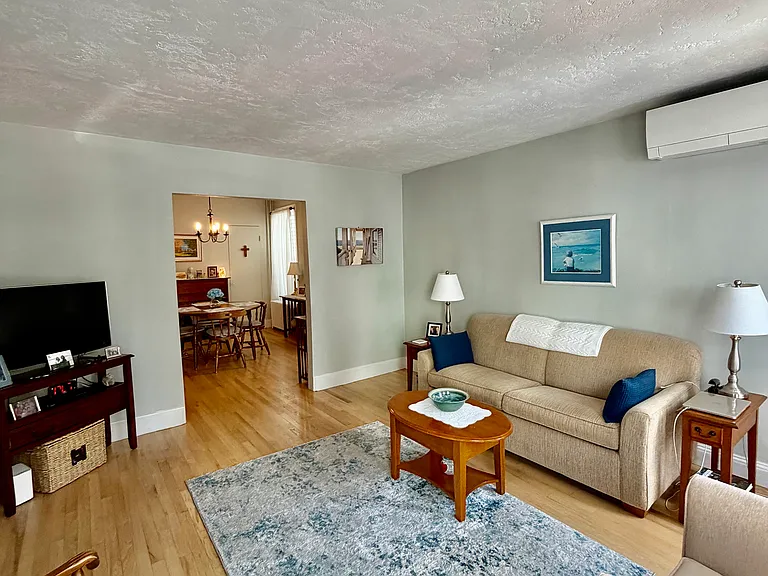 176 M St #1 — Photo 5