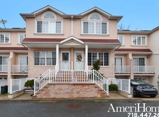39 Chesterfield Ln, Staten Island, NY 10314
