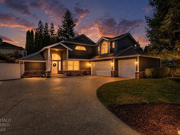 2nd image of 6153 Kenneth Oak Way