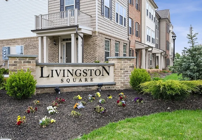 11 Gala Ct — Photo 2