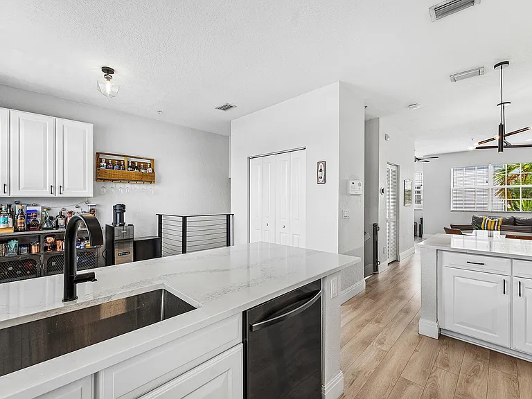 295 NE 5th Ave #22 — Photo 11