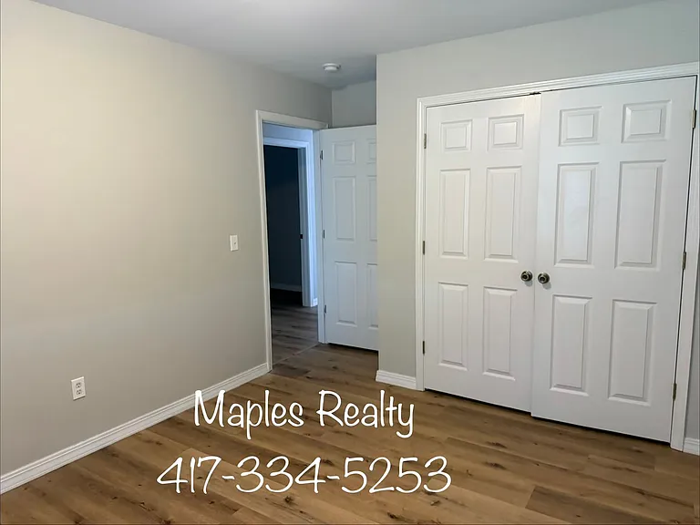 141 Scotch Pine Ct — Photo 3