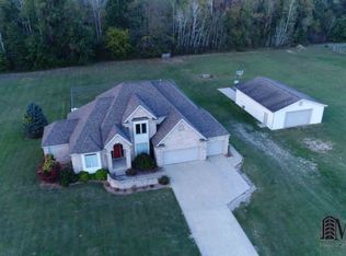 16200 Railroad St, Petersburg, MI