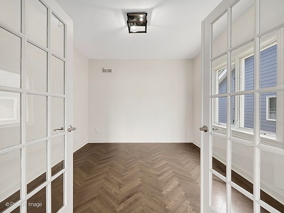 3rd image of 4618 Woodward Ave