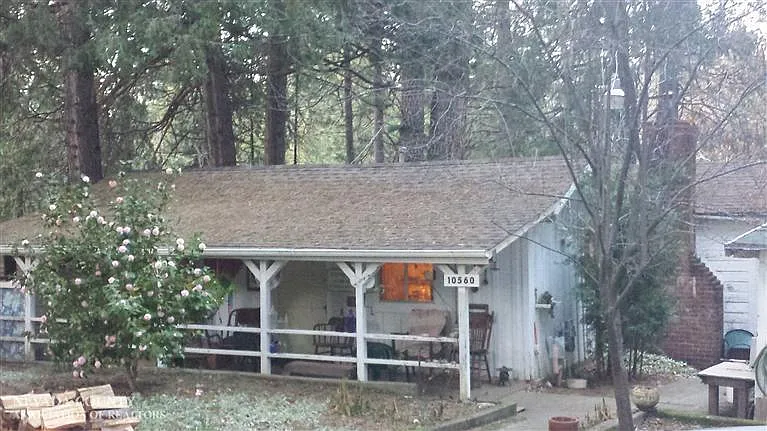 10560 Boulder St photo 1