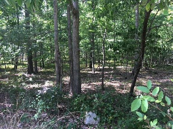 3rd image of 406 Rocky Cove Ln #28 & 28a