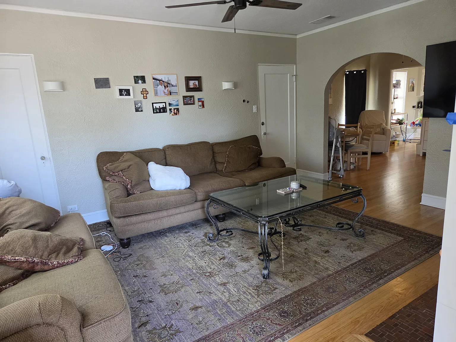 2 bed, 1430 sqft, $2,400 — Photo 2