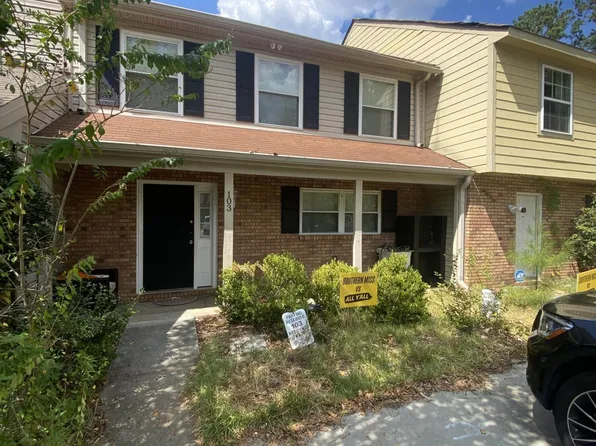 103 Brookwood Ln, Hattiesburg, MS 39401