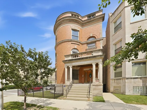 (undisclosed Address), Chicago, IL 60615