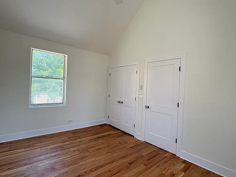 1740 N Francisco Ave #CH — Photo 6