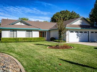 2238 Castlewood Dr, Redding, CA 96002