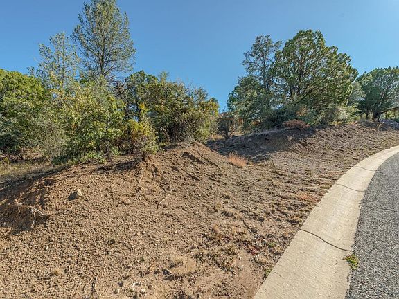 3rd image of 581 Donny Brook Cir