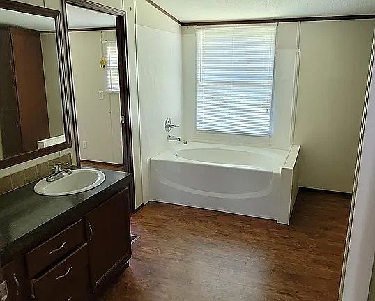 3rd image of 200 Brandy Ln