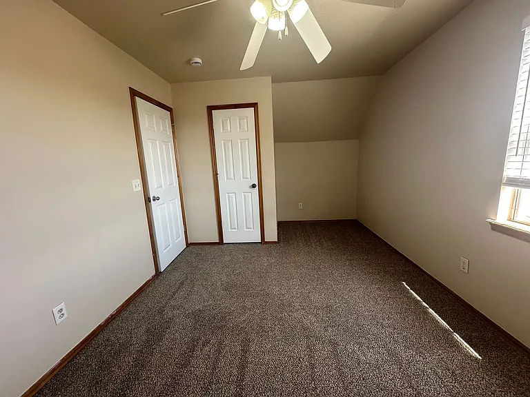 1427 SW 23rd St — Photo 31