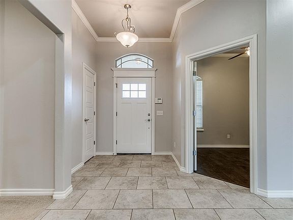 4th image of 11313 SW 41st Ter