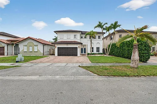 15874 SW 138th Ter Photo 1