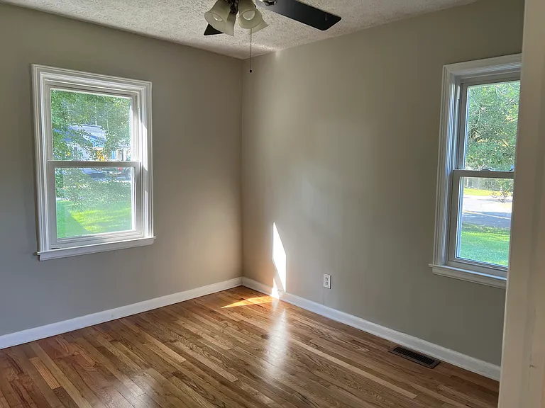 290 Pauladean Cir — Photo 10