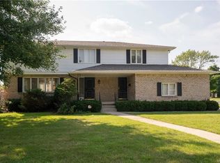 165 E Maplemere Rd, Amherst, NY 14221