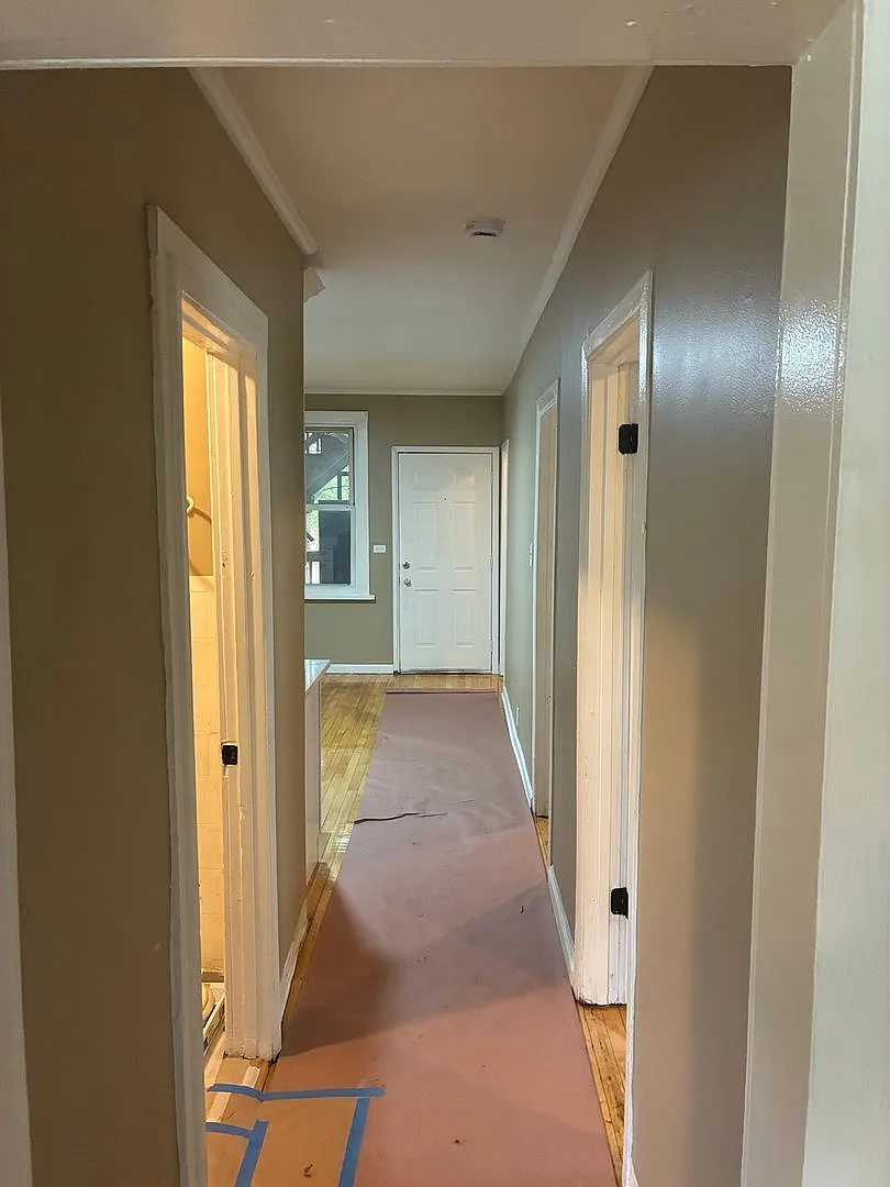 Charming and cozy 1st floor 2.5 bedroom. 1 bath — Photo 2