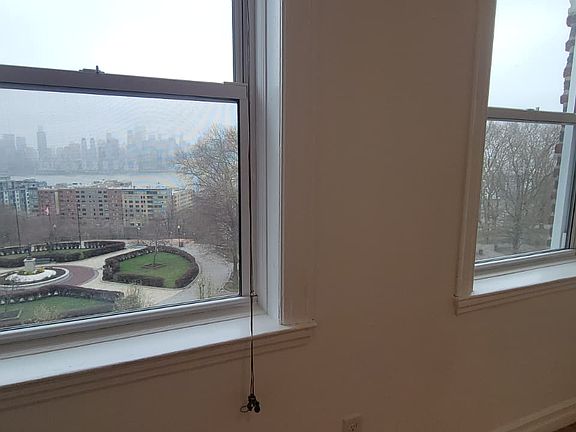 5th image of 5907 Boulevard E #E8