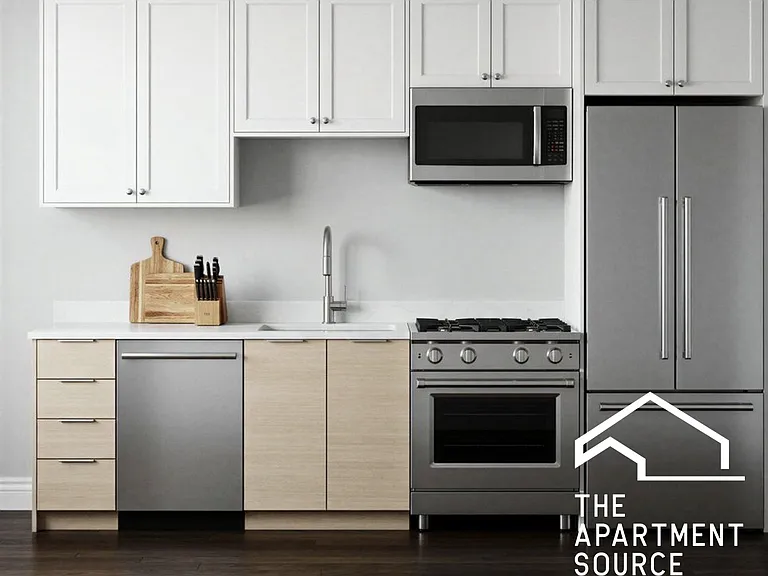 3107 N Harding Ave #1W — Photo 2