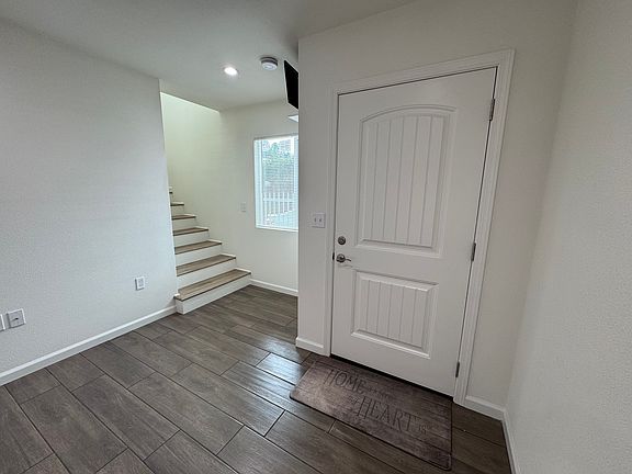 4th image of 6461 Winnetka Ave #Adu