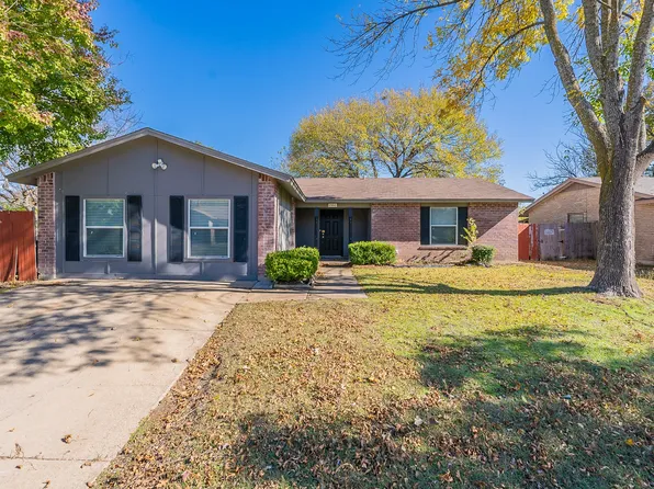 1566 Willowbrook St, Lancaster, TX 75134