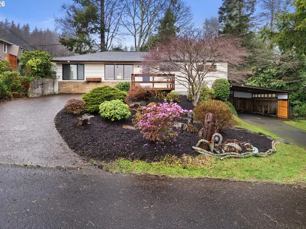 154 Lexington Pl, Astoria, OR 97103