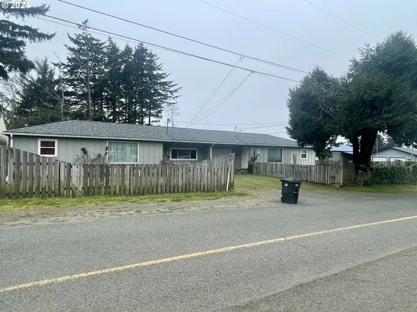 64236 Braley Rd, Coos Bay, OR 97420
