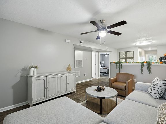 5th image of 161 Lansing Cir #131-A
