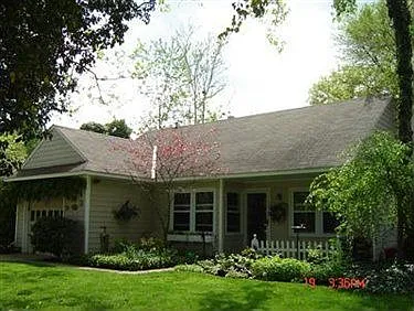 174 Ingleside Dr photo 1