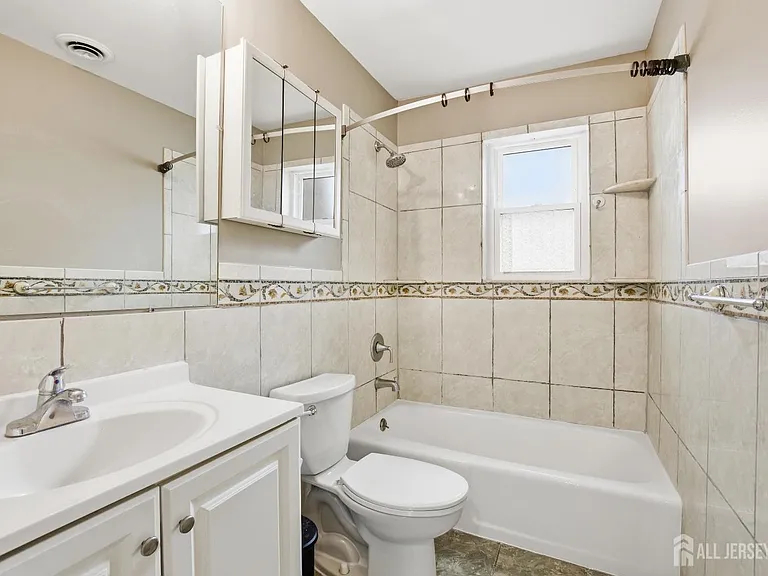 160 Evergreen Rd #14A — Photo 15