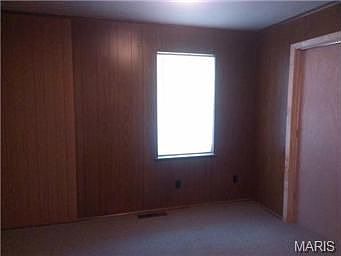 3rd image of 39 Jean Dr