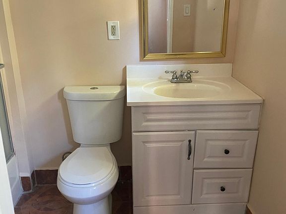 2nd image of 633 N Benton Way #1/2