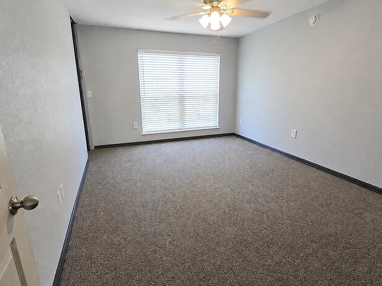 1836 N Crystal Lake Dr N #64 — Photo 5