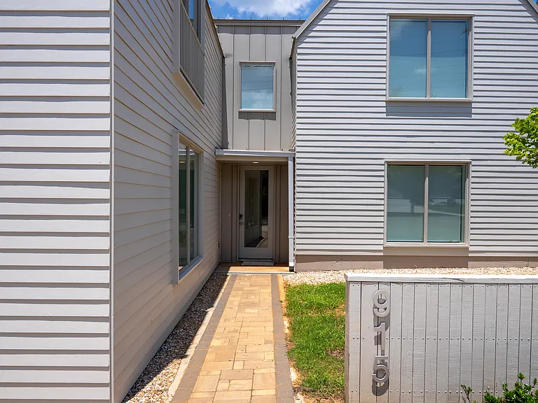 Rutherford House — Photo 3