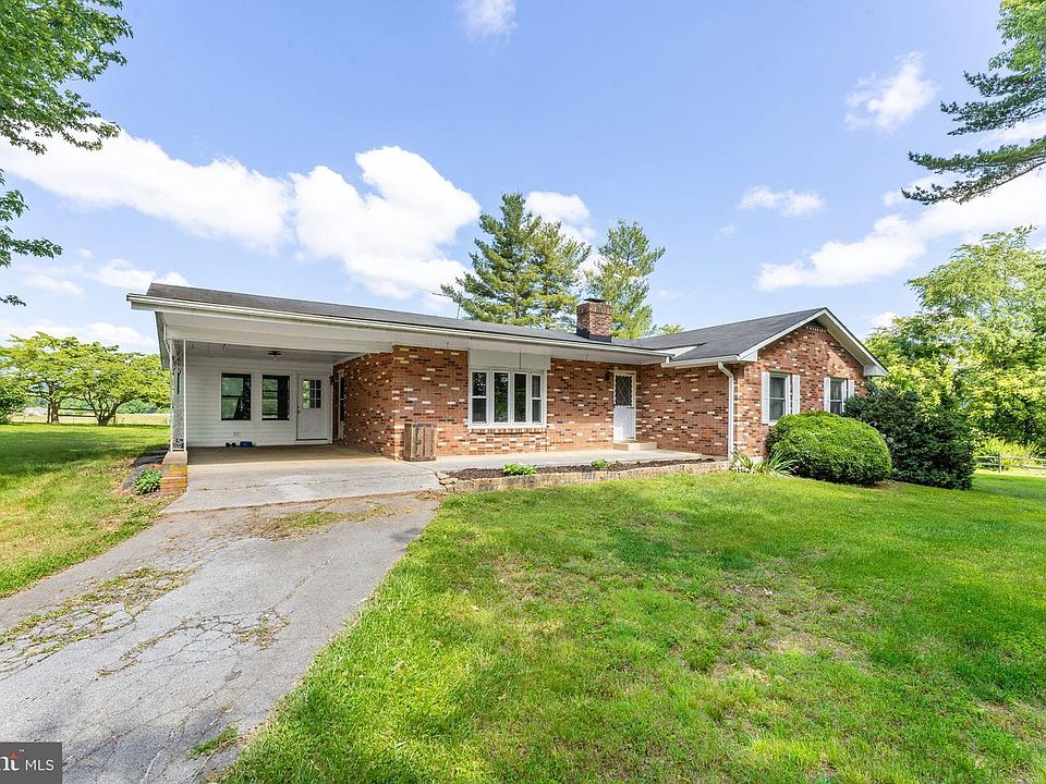 4592 Leeds Manor Rd Markham VA | Zillow