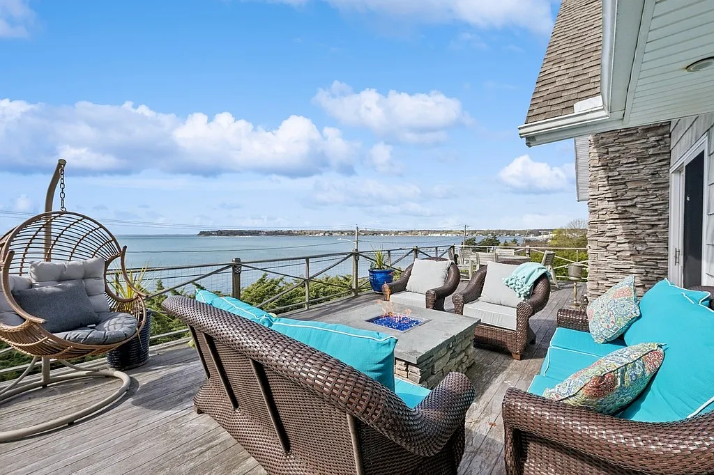 Breathtaking views of Shinnecock Bay. — Photo 4