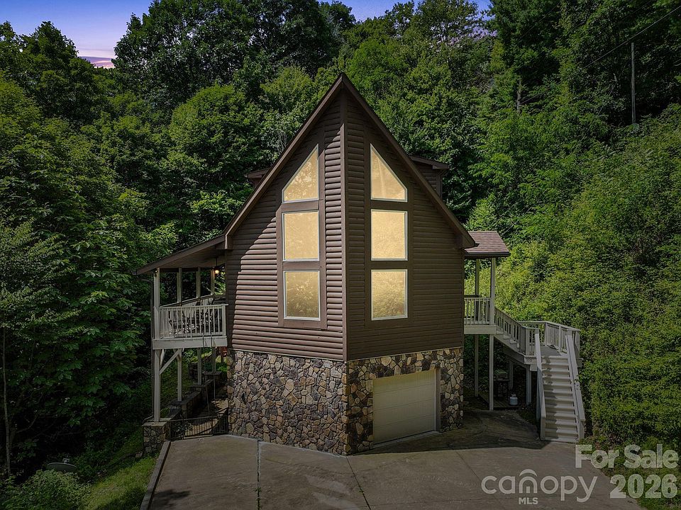 1st image of 100 Moonshine Holler Dr