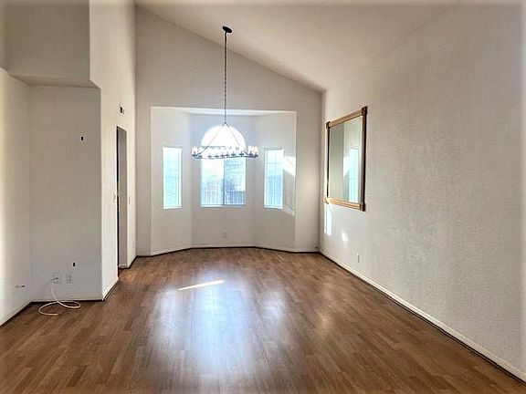 2nd image of 13325 Cicero Ct