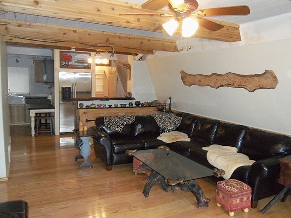 Live edge redwoodbar counter