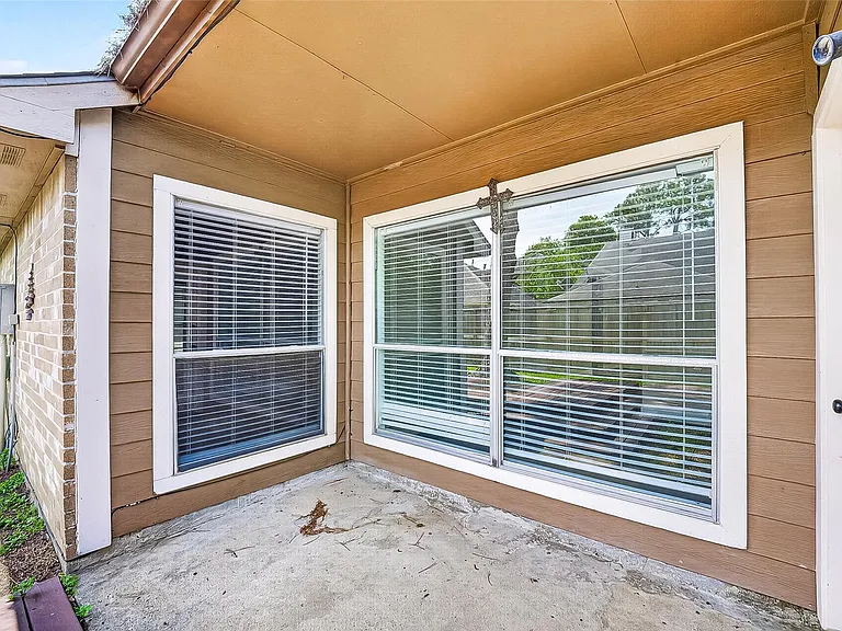 12403 Meadow Ridge Dr — Photo 40