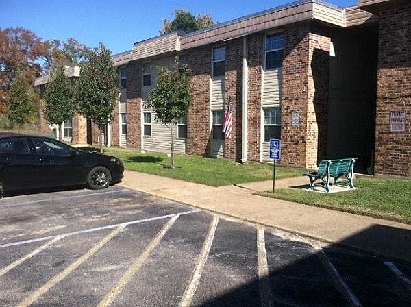 1st image of 145 E School Ave #A
