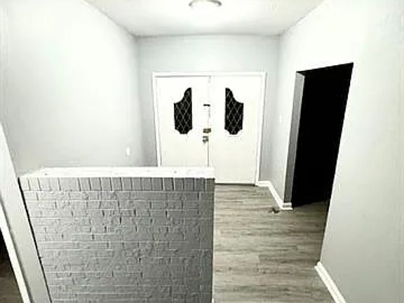 4th image of 4413 Woodland Dr #4413