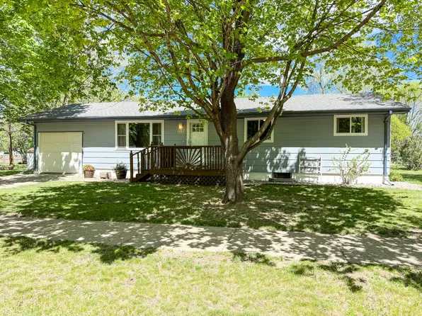 1117 Vine St, Brookings, SD 57006