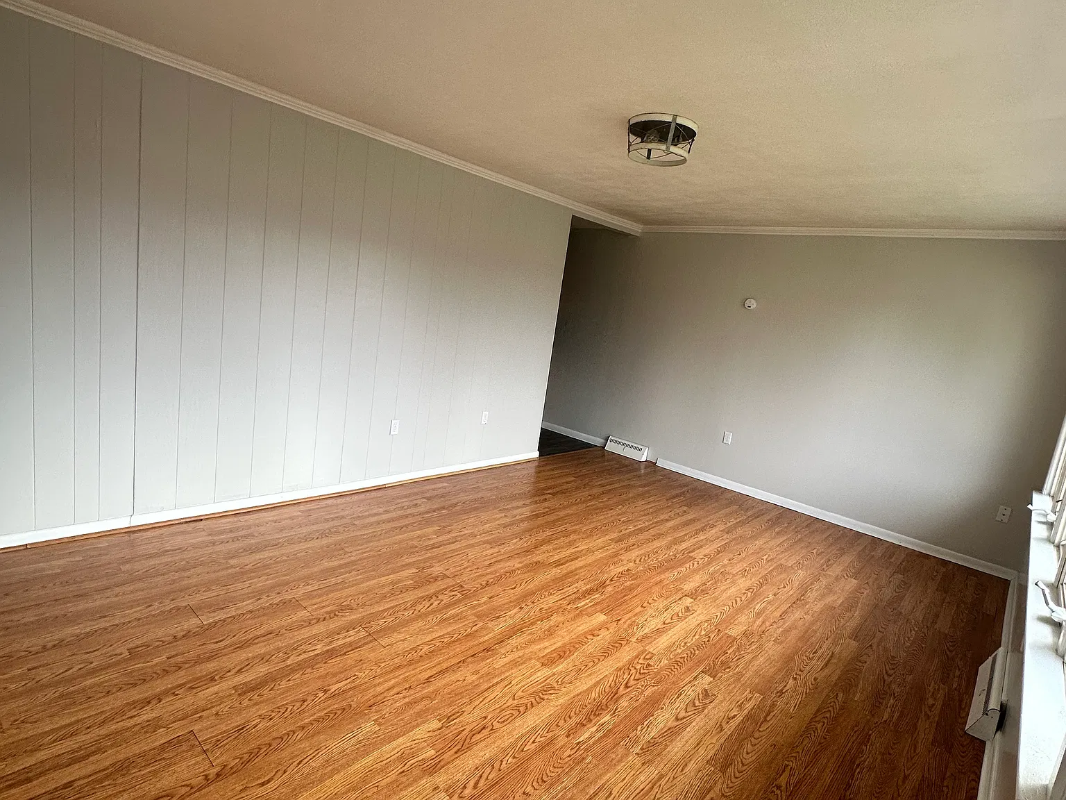 3 bed, 1132 sqft, $1,700 — Photo 2
