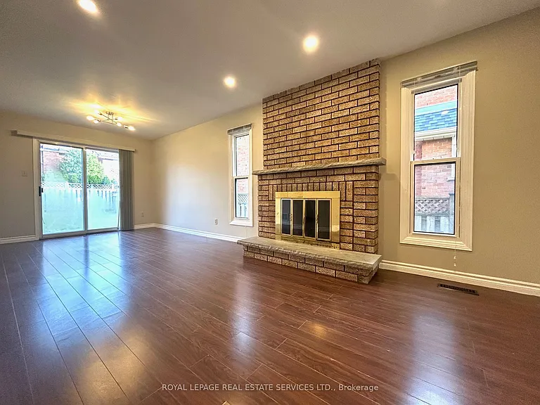 4523 Kimbermount Ave — Photo 5