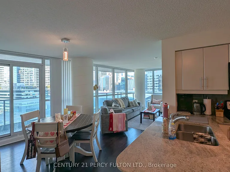 33 Bay St #1303 — Photo 4