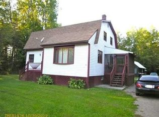 138 Greenfield Rd, Greenbush, ME 04418