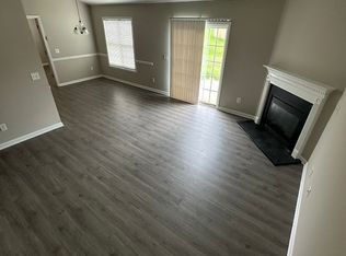 5769 Fox Chase Dr, Winston Salem, NC 27105